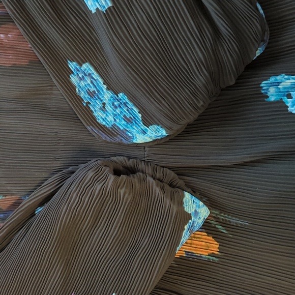 Sara Navon Floral Feminine Devora Maxi Dress - Picture 4 of 5